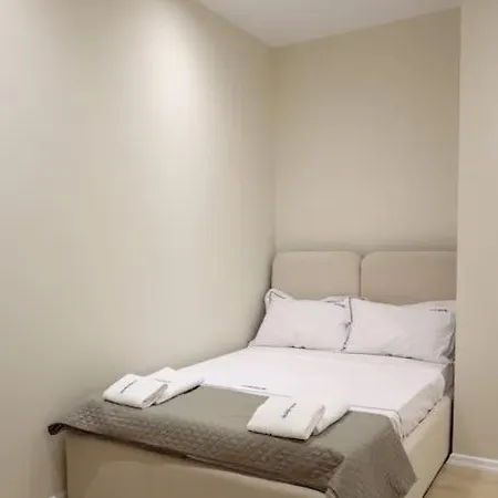 Apartment Smiley Port View 2bdr Center *